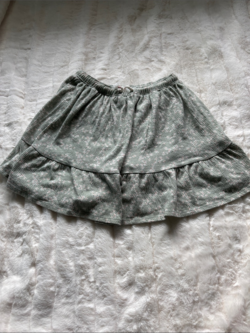 🎁Carter's Sage Green Tiered Ruffle Skort